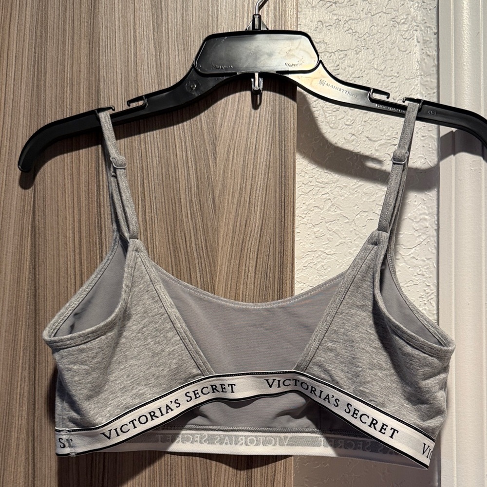 Victoria's Secret Gray Bralette - Picture 4 of 5